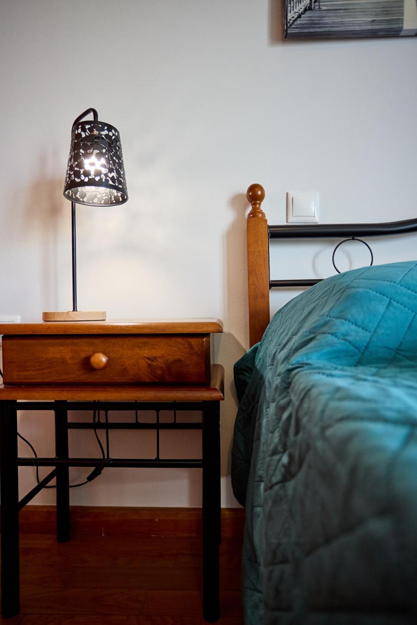 Chios Town Apartment - Heart Of Chios Town With 2 Minute Walk To The Beach Экстерьер фото